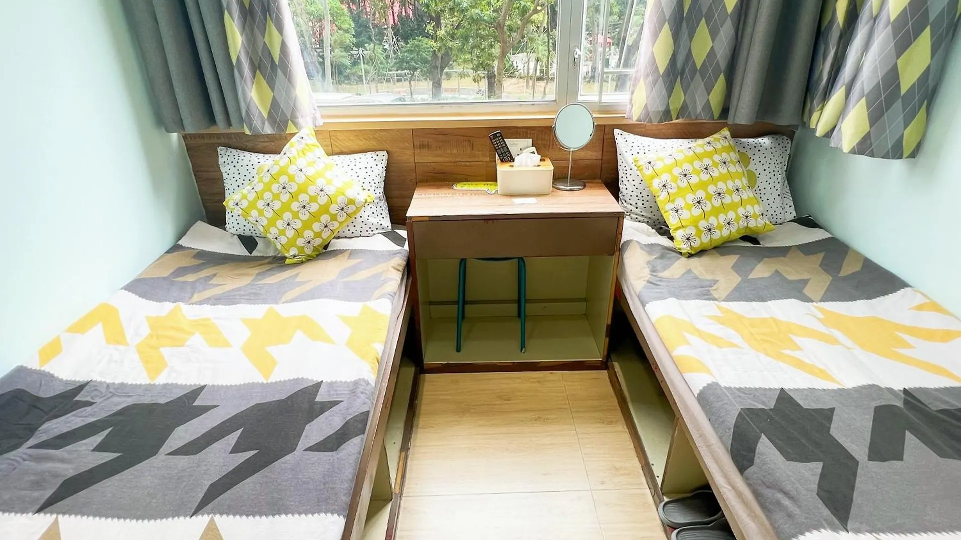 Amu Dreamhouse 阿木旅舍 Hostel Hong Kong China