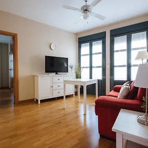 apartment-next-to-plaza-de-armas.es-andalucia.com/