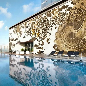 5* Hotel W