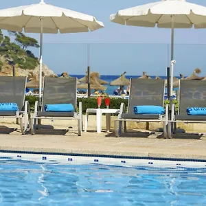 universal-hotel-castell-royal.allmallorcahotels.com/
